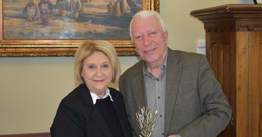 Σε καλό κλίμα η συνάντηση του Περιφερειάρχη με την Υφυπουργό Μετανάστευσης και Ασύλου