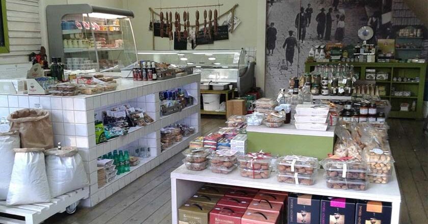 Νέο κατάστημα «Περί Λέσβου» στον Βύρωνα Αττικής