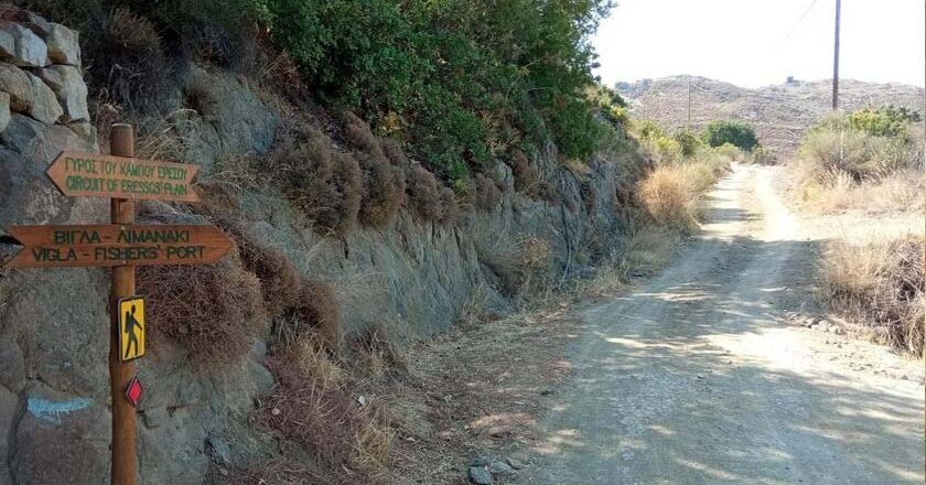 Δυτική Λέσβος | Υπογραφή σύμβασης επέκτασης Πεζοπορικών Διαδρομών και Μονοπατιών