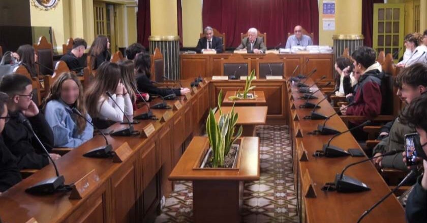 Μετά την πρόσκληση των εκπαιδευτικών από τον Περιφερειάρχη ανταποκρίνονται θετικά τα σχολεία για μαθητικές εκδρομές στη Λέσβο