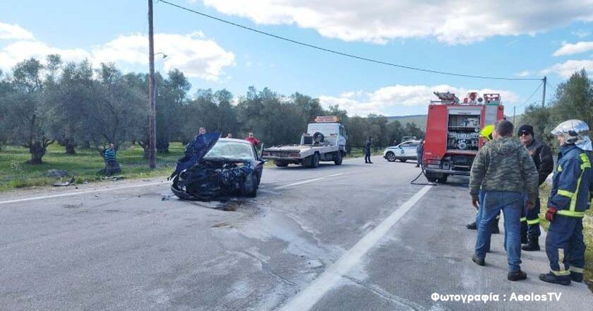 Σφοδρή σύγκρουση αυτοκινήτων στη Λάρσο | Τρεις τραυματίες