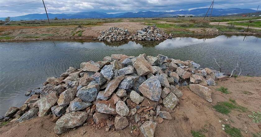 Μ. Μπάκας | «Είναι δυνατόν να γίνονται αυτά νύχτα;» | «Ποιοί σαμποράρουν την ανάπτυξη του οικοτουρισμού του νησιού μας;»
