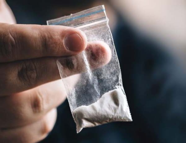 Σύλληψη ημεδαπού με 1,5γρ κοκαΐνης στα Πάμφιλα