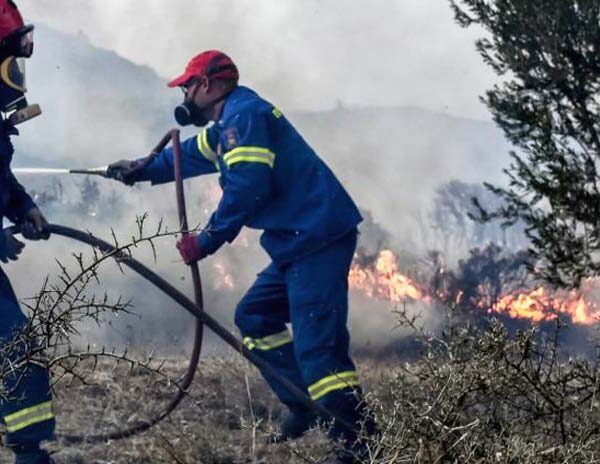 Φωτιά στην παλιά χωματερή Πλωμαρίου