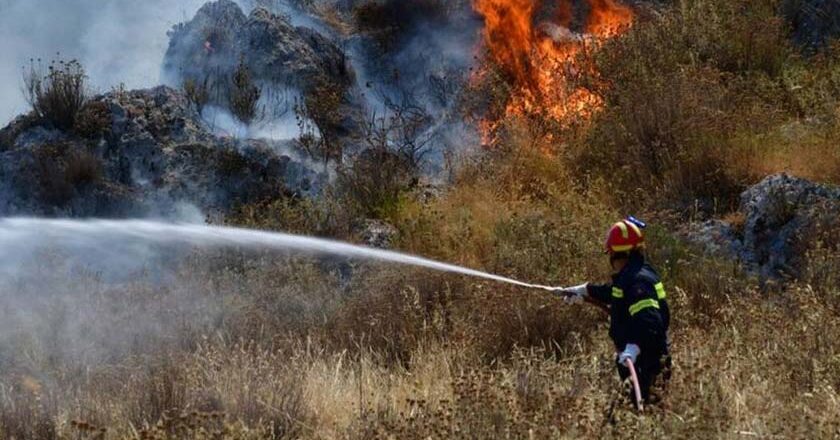 Έσβησε η φωτιά στον Ασώματο Λέσβου | Έκαψε ξερά χόρτα