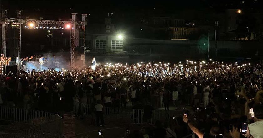 Με μεγάλη επιτυχία η συναυλία του Αργυρού στη Μυτιλήνη και χωρίς ζημιές στο γήπεδο