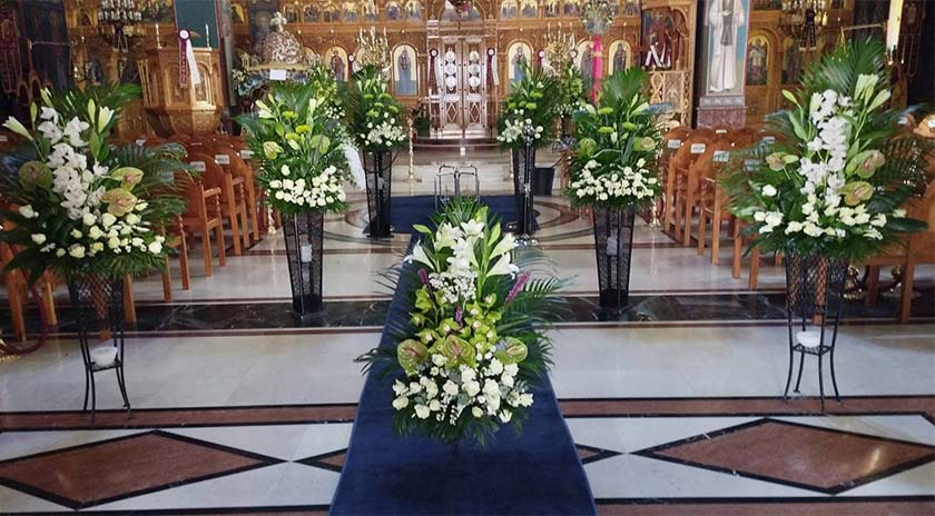 Γραφείο τελετών δωροδοκούσε τραυματιοφορείς για να μαθαίνει ποιοι ασθενείς θα κατέληγαν – Δύο συλλήψεις