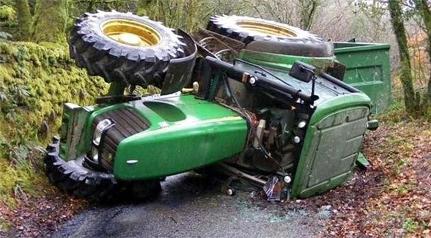 Τροχαίο ατύχημα στο 12ο χλμ. του οδικού δικτύου Μυτιλήνης – Μανταμάδου