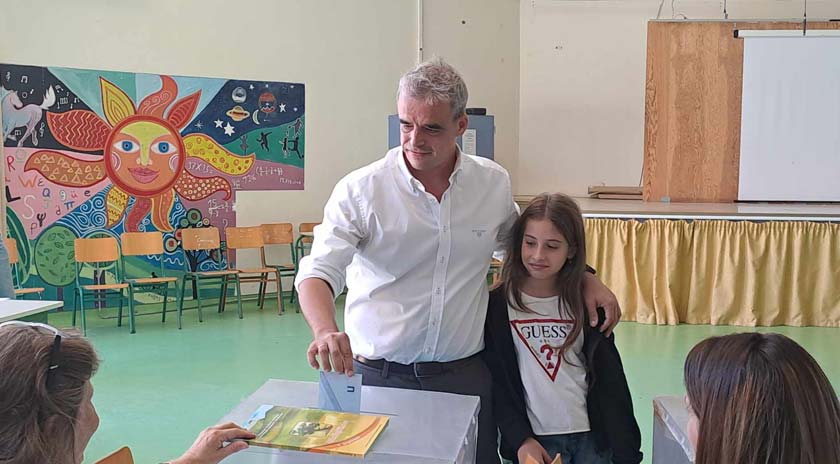Στο 6ο Δημοτικό άσκησε το εκλογικό του δικαίωμα ο Παναγιώτης Χριστόφας