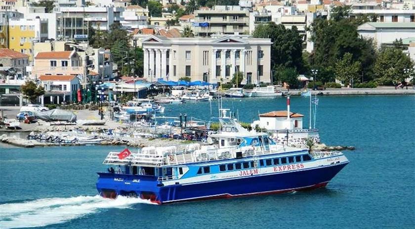 Αυξημένη είναι η κίνηση των Τούρκων επισκεπτών στη Μυτιλήνη για την αλλαγή του χρόνου.