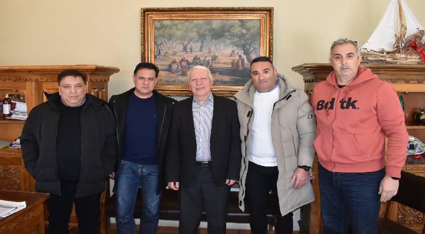 Με τους εκπροσώπους των εργαζομένων Λιμενικού Σώματος Λέσβου ο Περιφερειάρχης