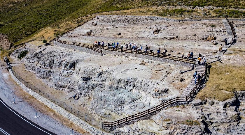 Μεγάλα έργα και παρεμβάσεις για την ανάδειξη της φυσικής κληρονομιάς της Λέσβου με τη χρηματοδότηση της Περιφέρειας