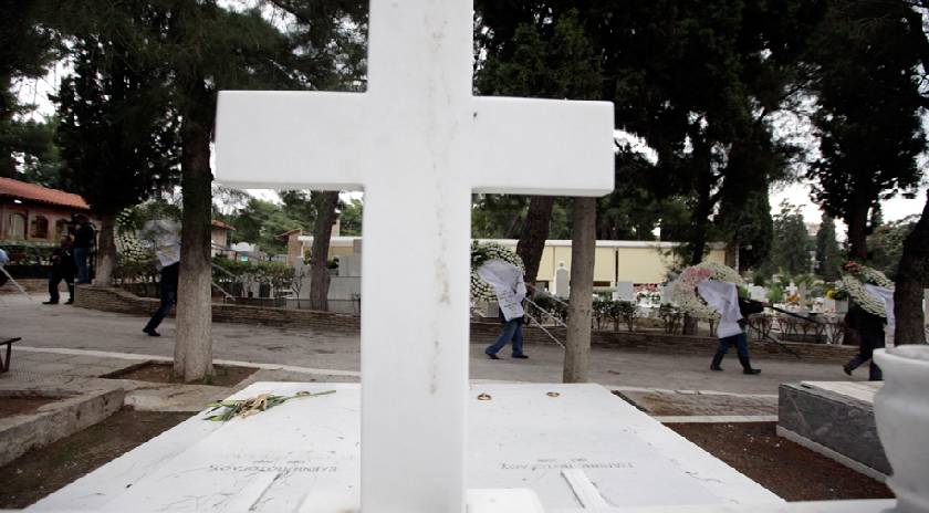 Μυτιλήνη: Απόφαση δ.σ. για τη διαχείριση των νεκροταφείων