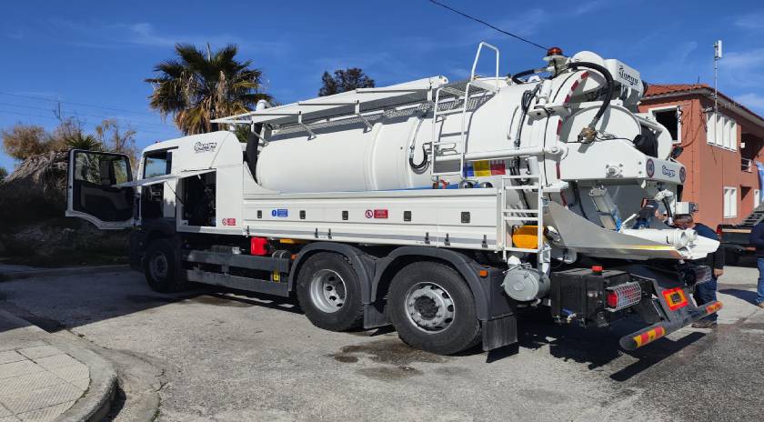 Η ΔΕΥΑ Λέσβου παρέλαβε αποφρακτικό μηχάνημα αξίας 500.000 ευρώ