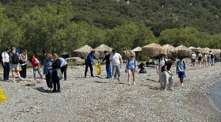 Εθελοντική περιβαλλοντική δράση καθαρισμού από μαθητές και μαθήτριες του Δήμου Μυτιλήνης