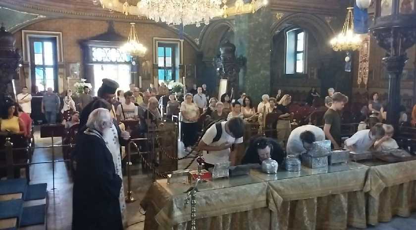 Η σύναξη των Αγίων της Λέσβου στον Άγιο Θεράποντα