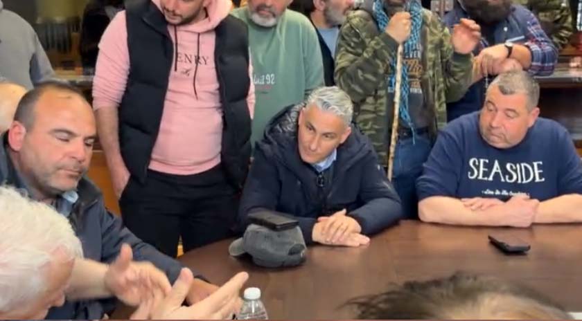 Ερωτήματα για τη διαχείριση του κινδύνου αφθώδους πυρετού από το Λιμενικό Ταμείο | Παραίτηση του προέδρου ζητά ο Π. Κουφέλος