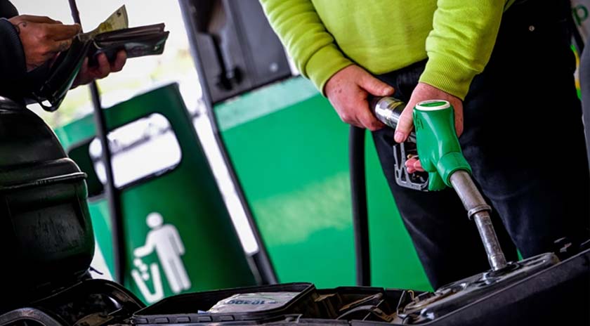 Επιστρέφουν σε κανονική λειτουργία από αύριο τα πρατήρια