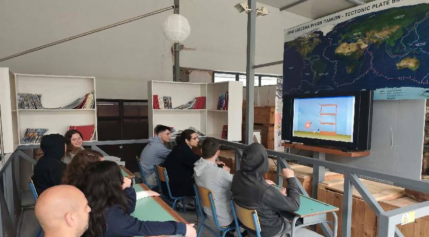 Εκπαιδευτικές επισκέψεις σχολείων του Βορείου Αιγαίου στο Απολιθωμένο Δάσος και τη Λέσβο