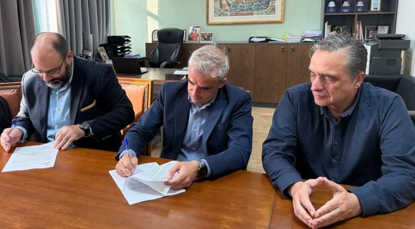 Υπογραφή σύμβασης εκπόνησης μελετών πυροπροστασίας στα σχολεία του Δήμου Μυτιλήνης