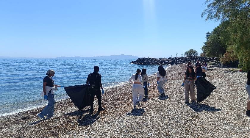 Πρωτοβουλία του ΕΠΑΛ Καλλονής για τον καθαρισμό των υγροτόπων στην Σκάλα Καλλονής
