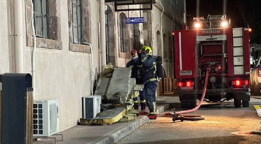 Φωτιά στα κρατητήρια της Αστυνομικής Διεύθυνσης Λέσβου